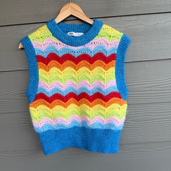 Zara wool/alpaca blend rainbow vest - Picture 2 of 5